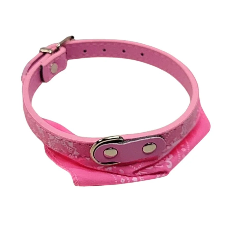 Bandana Dog Coller Pink Faux Leather Adjustable Closure. NEW
